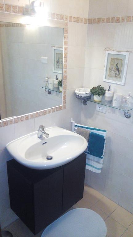 La Casa Delle Betulle Bed & Breakfast Cardano Al Campo Rom bilde